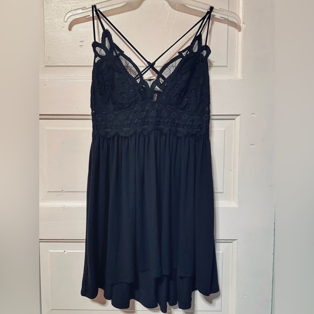 Stylish and beautiful Zenana top.